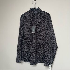 Van Heusen‎ Black and Tan  Patterned Shirt ~ Size Medium ~ Business Casual~ NWT